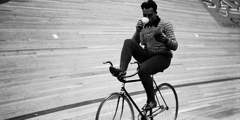 Equilibrio en una bicicleta
